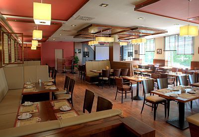Győr étterem - Győri Famulus hotel étterme Győrben