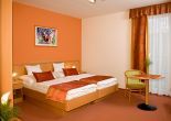 Hotel Kálvária Győr - Hotel Kálvária szép és elegáns kétágyas szobája Győrben
